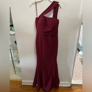 HEBEOS Sleeveless One Shoulder Floor Length Stretch Crepe Bridesmaid Dress